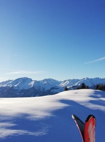 Machen Sie Ferien zuhause, zum Beispiel in den Skigebieten in Graubünden.